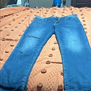 Classic Blue Men’s American Eagle jeans